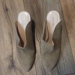 Cute Nine West snakeskin wedge heels